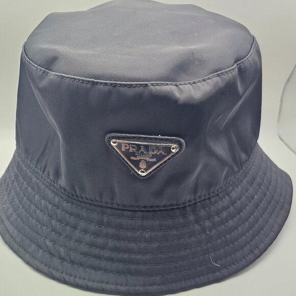 Prada Black Bucket Hat w/ Logo Plaque –Luxury Streetwear main image 7